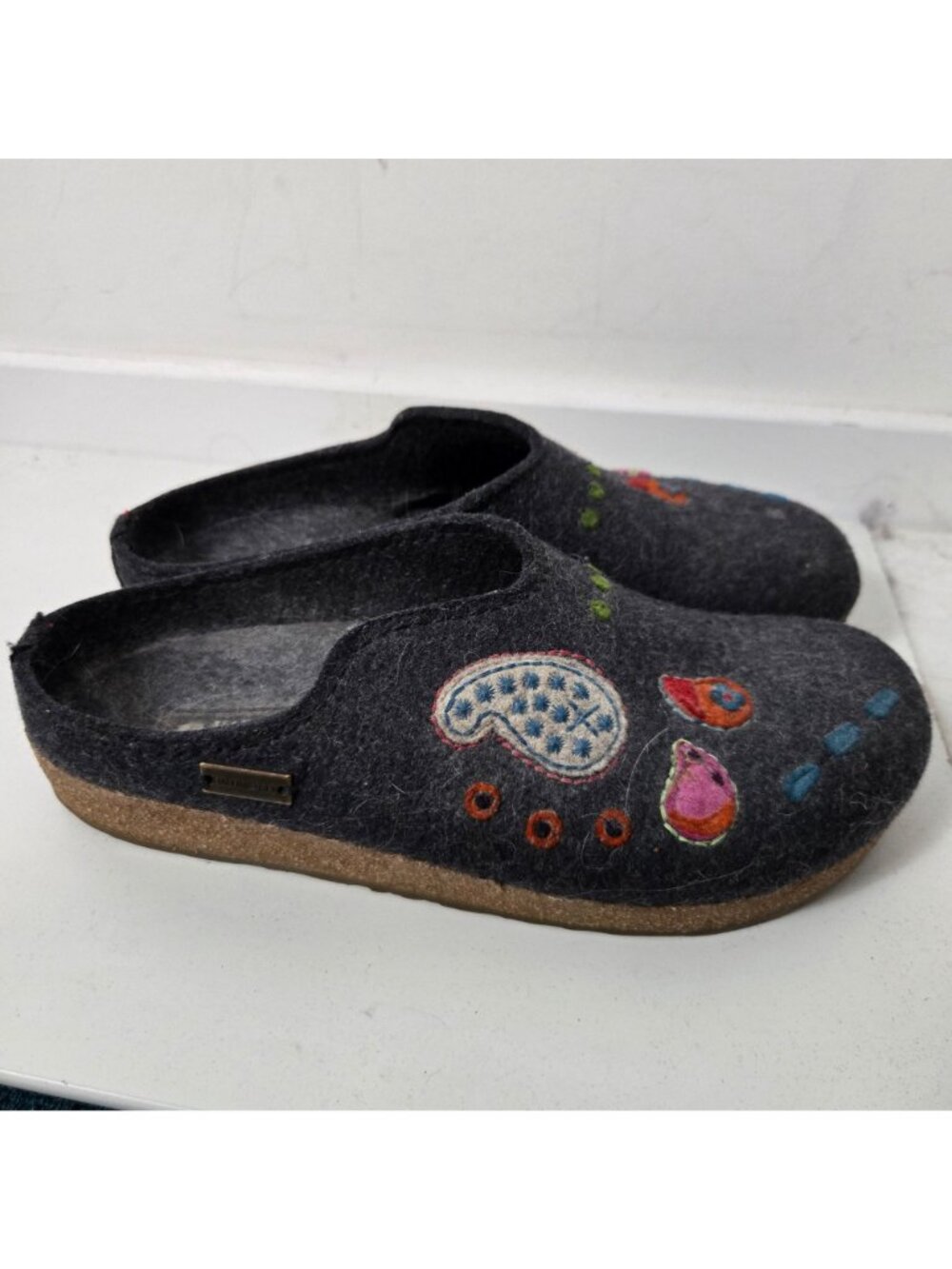 Haflinger Size 10 Paisley Blue Wool Felt Appliqué Stitching Slip-On Clog Slipper - Picture 4 of 11